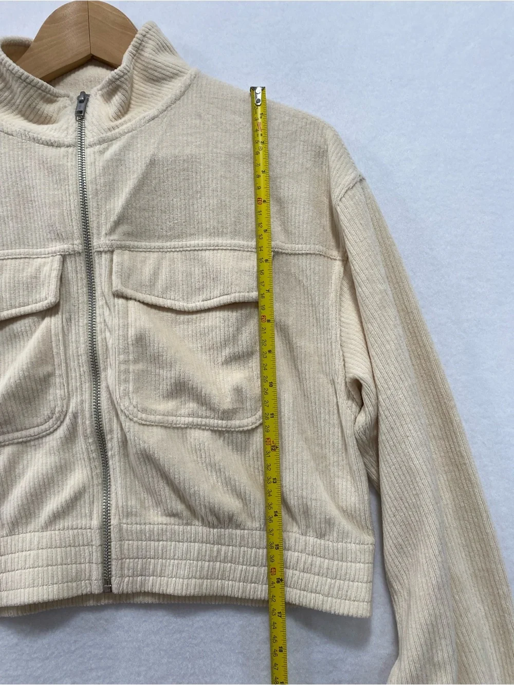Aerie Cream Cropped Corduroy Zip Up Jacket XS Utility Mock Neck Fall Staple